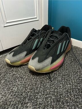 Adidas Men’s Ozrah Black Rose Tone - Size 13
